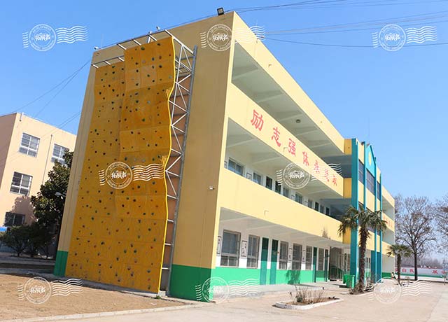 拓展器材廠家如何看待“吃苦營”的意義